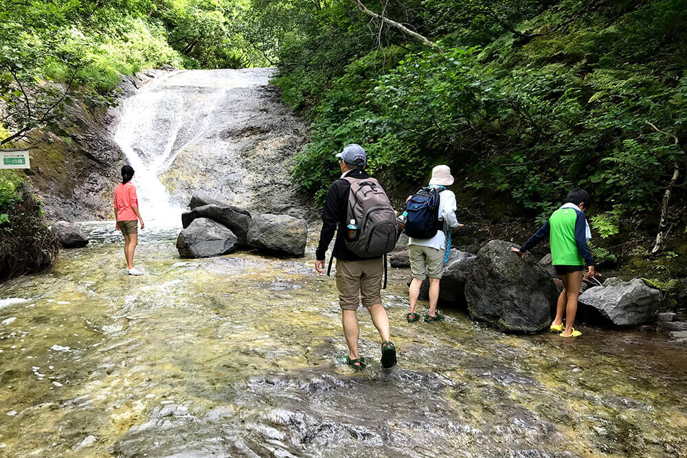 カムイワッカ湯の滝