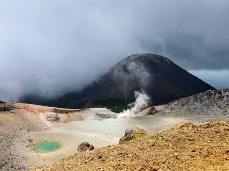 雌阿寒岳 9月